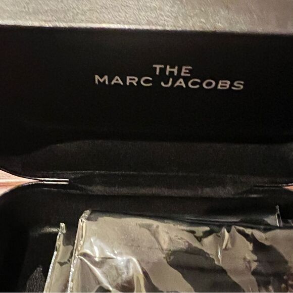 Marc Jacobs Elegant Black Case main image 8